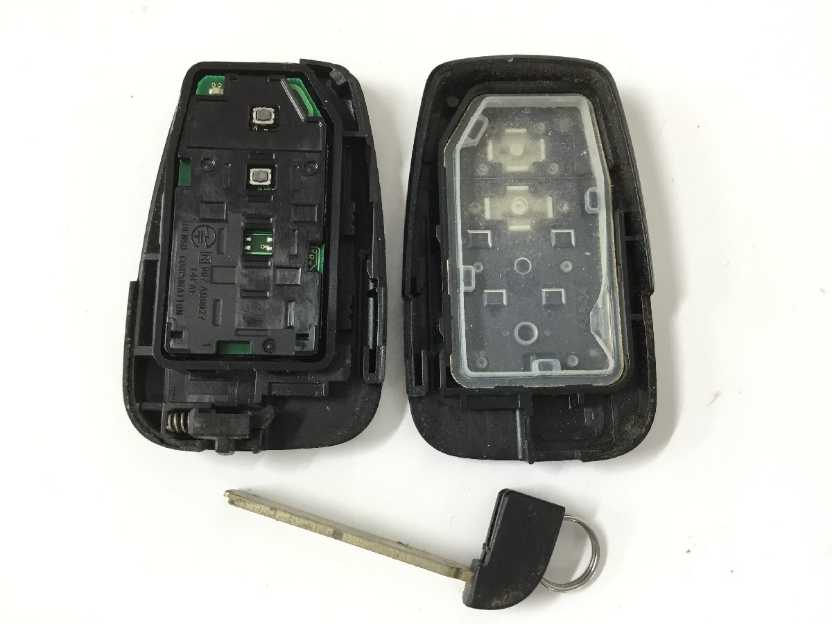 売り切り！ トヨタ ZVW50 ZVW51 プリウス スマートキー 2ボタン 4個(gè)　　　　　　　　　　　　　　　　　　　　　2502110 2J1-2 斎