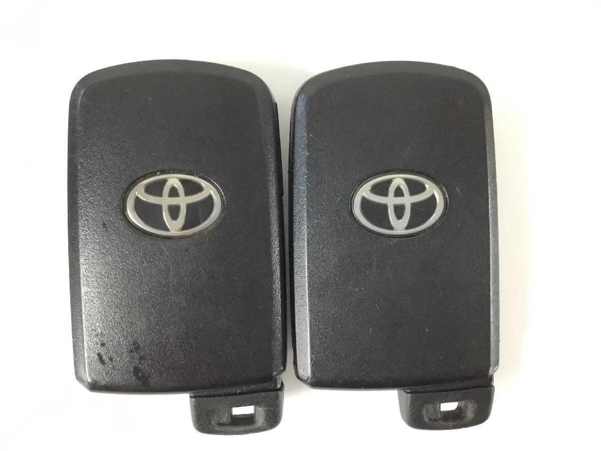 売り切り！ トヨタ ZRR85 エスクァイア　AGH35 ヴェルファイア スマートキー 4ボタン 2個　　　　　　　　　　　　　　85 2J1-2 斎