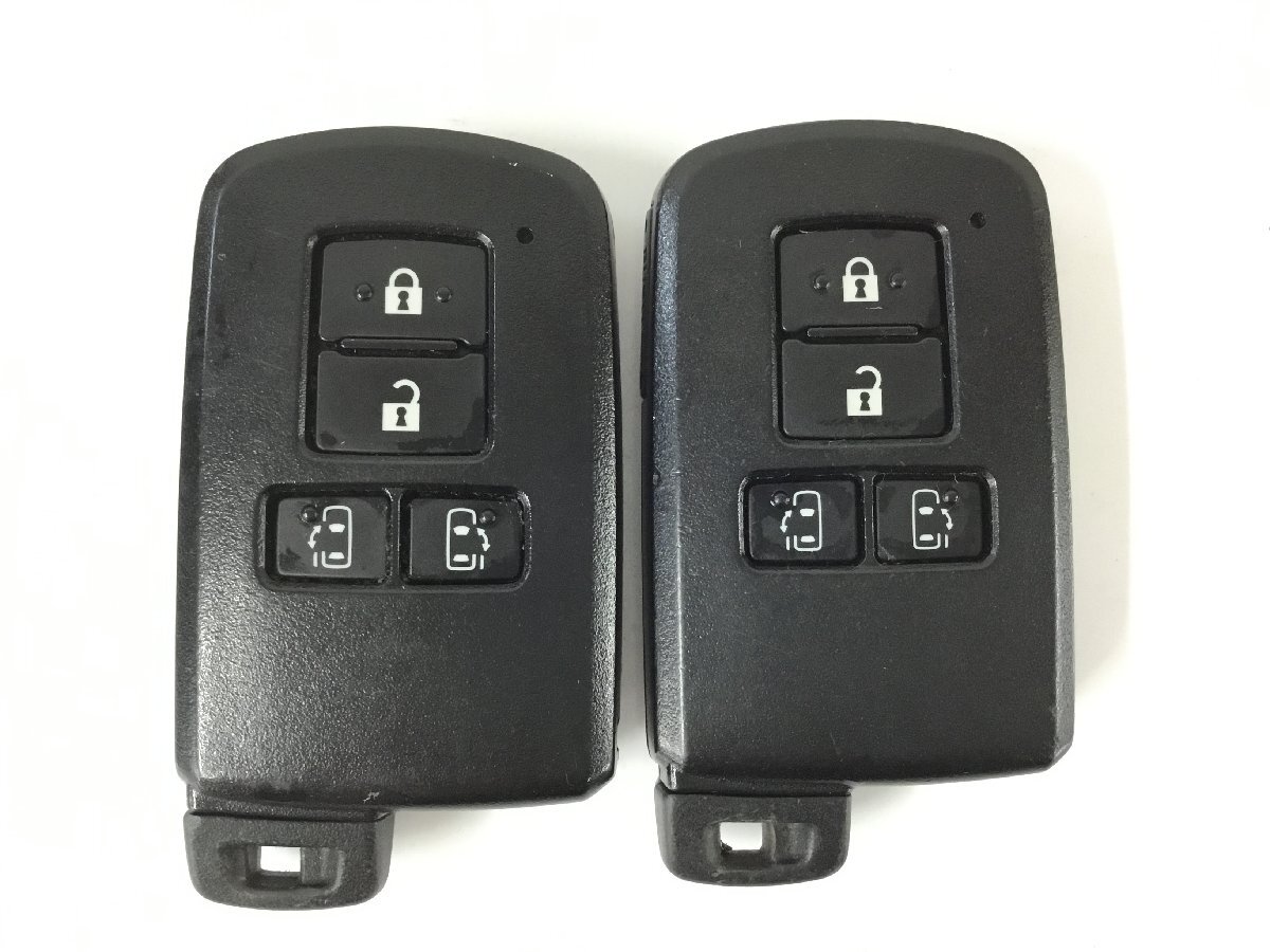 売り切り！ トヨタ ZRR85 エスクァイア　AGH35 ヴェルファイア スマートキー 4ボタン 2個　　　　　　　　　　　　　　85 2J1-2 斎