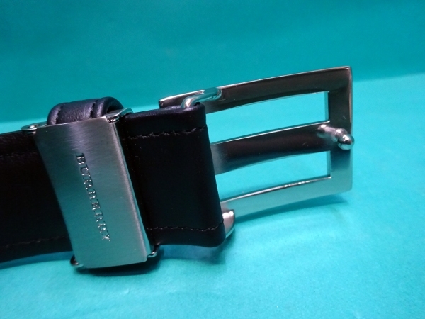 未使用■バーバリー ベルト 牛革 黒■