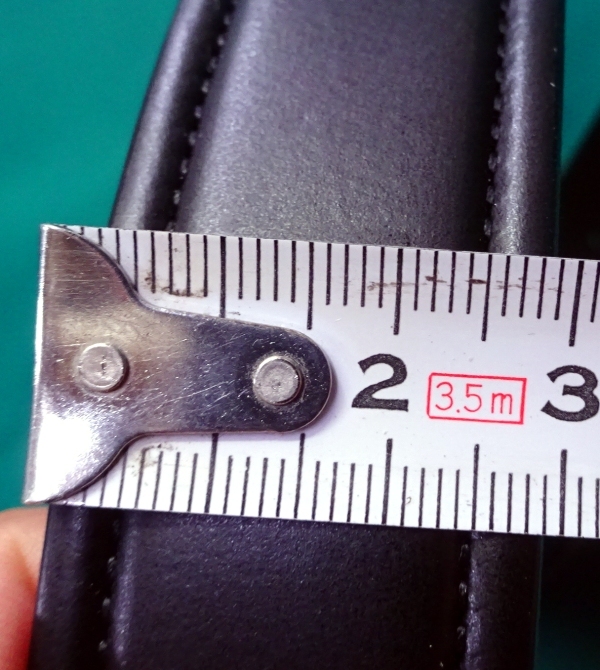 未使用■バーバリー ベルト 牛革 黒■