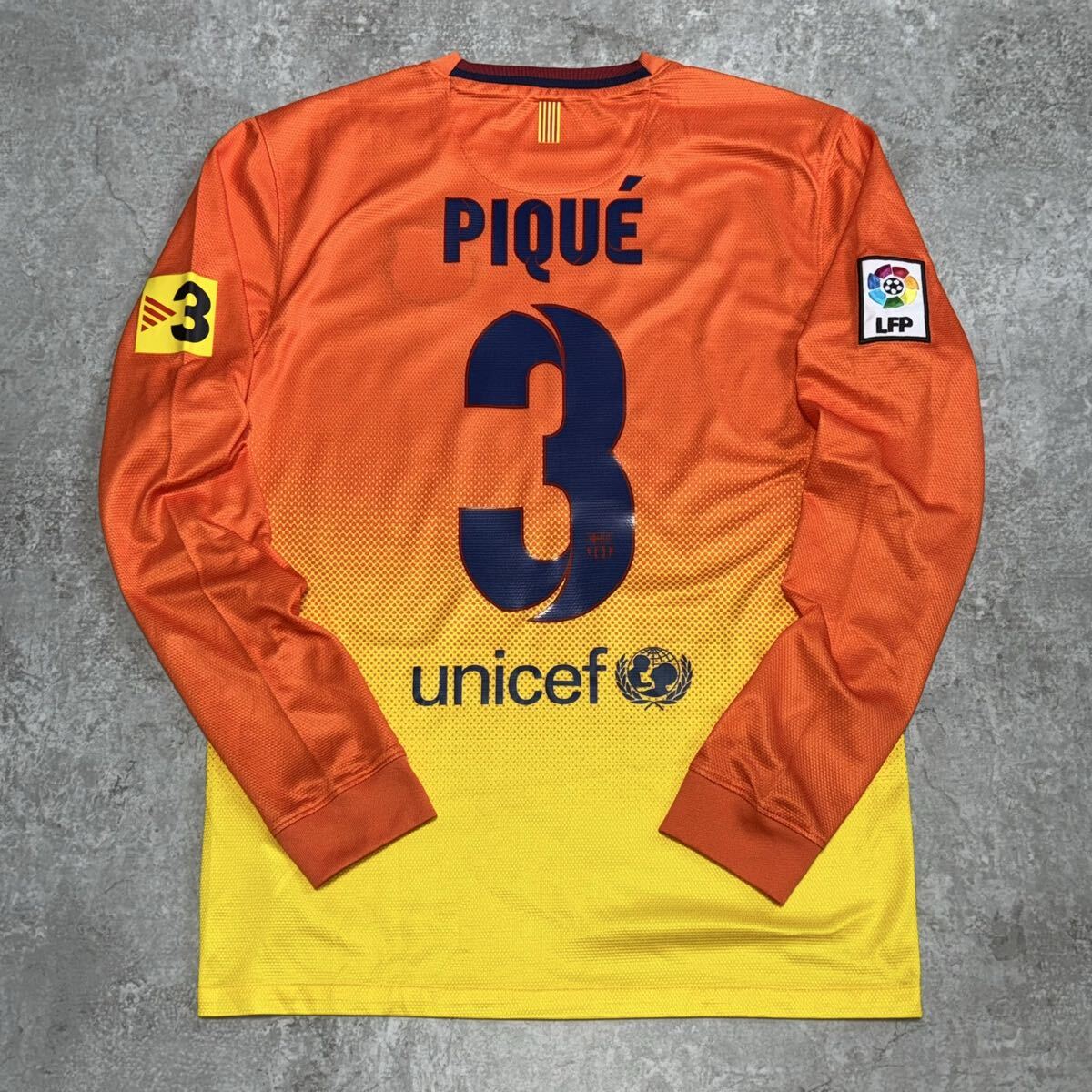 バルセロナ 12/13 #3 ピケ 長袖ユニフォーム_画像1