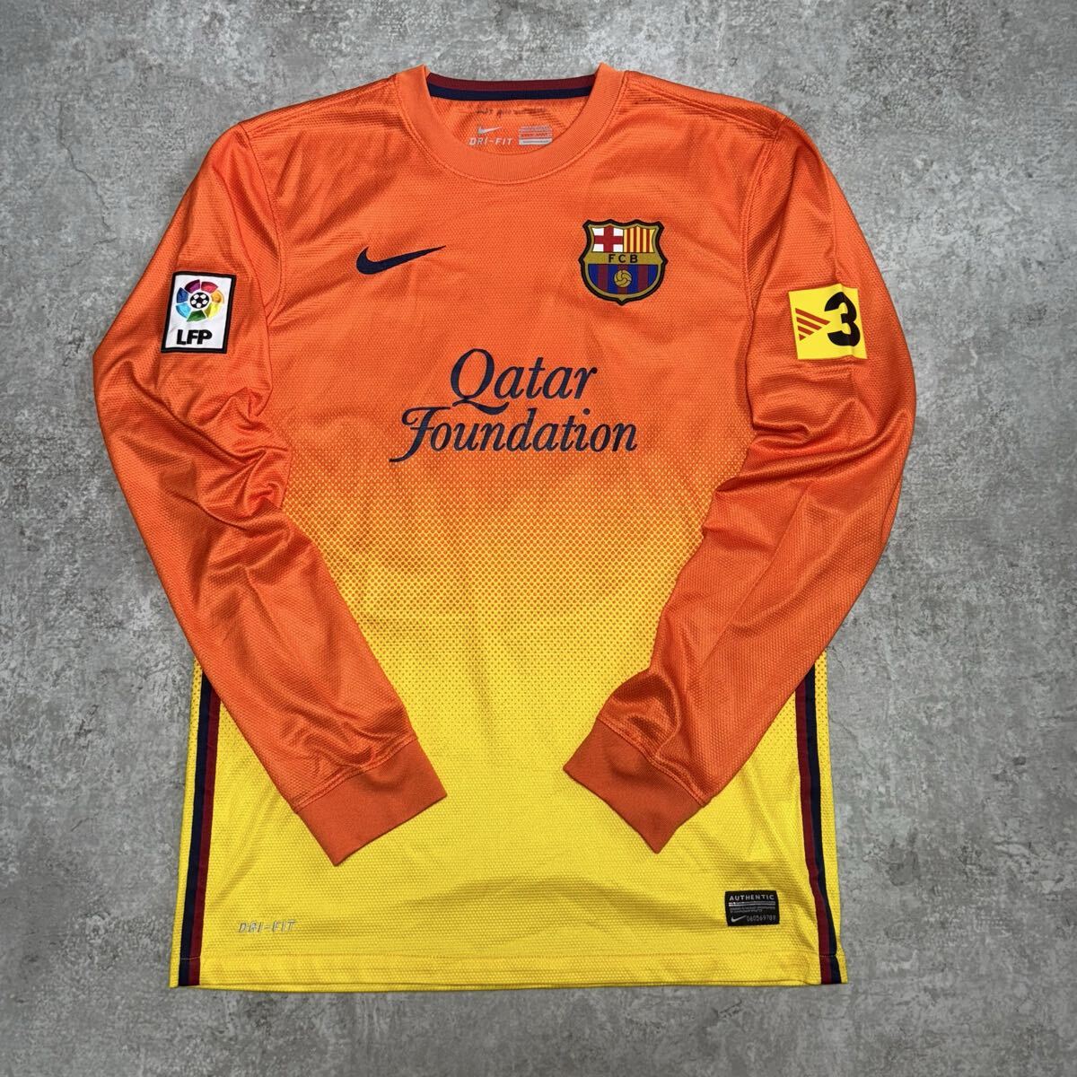 バルセロナ 12/13 #3 ピケ 長袖ユニフォーム_画像2
