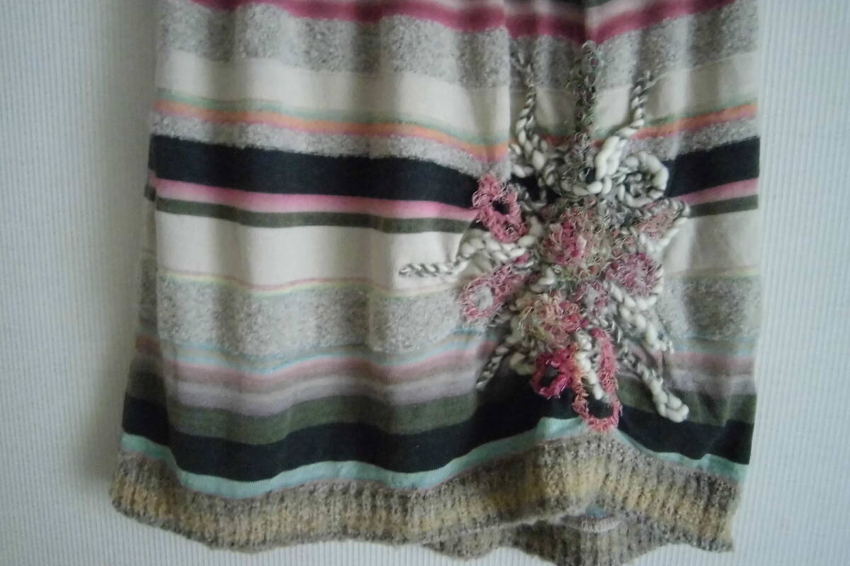 M.＆KYOKO★エムアンドキョウコ★花刺繍のあるニットスカート