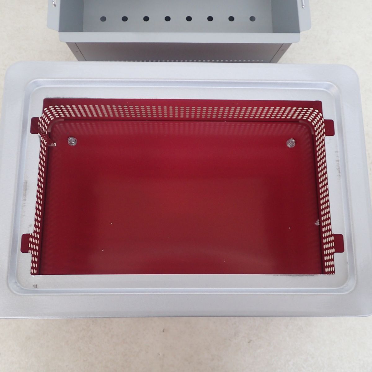 Coleman テーブルトップチャコールグリルα コカ?コーラデザイン コールマン【IN