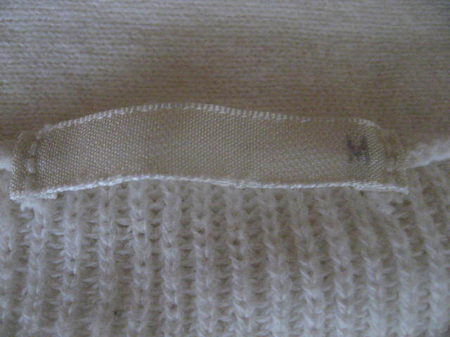 美品　ジーユー　GU　ライトニットVネックカーディガン　オフホワイト　M　コットン100　レディース　送料全国匿名配送２３０円_画像4