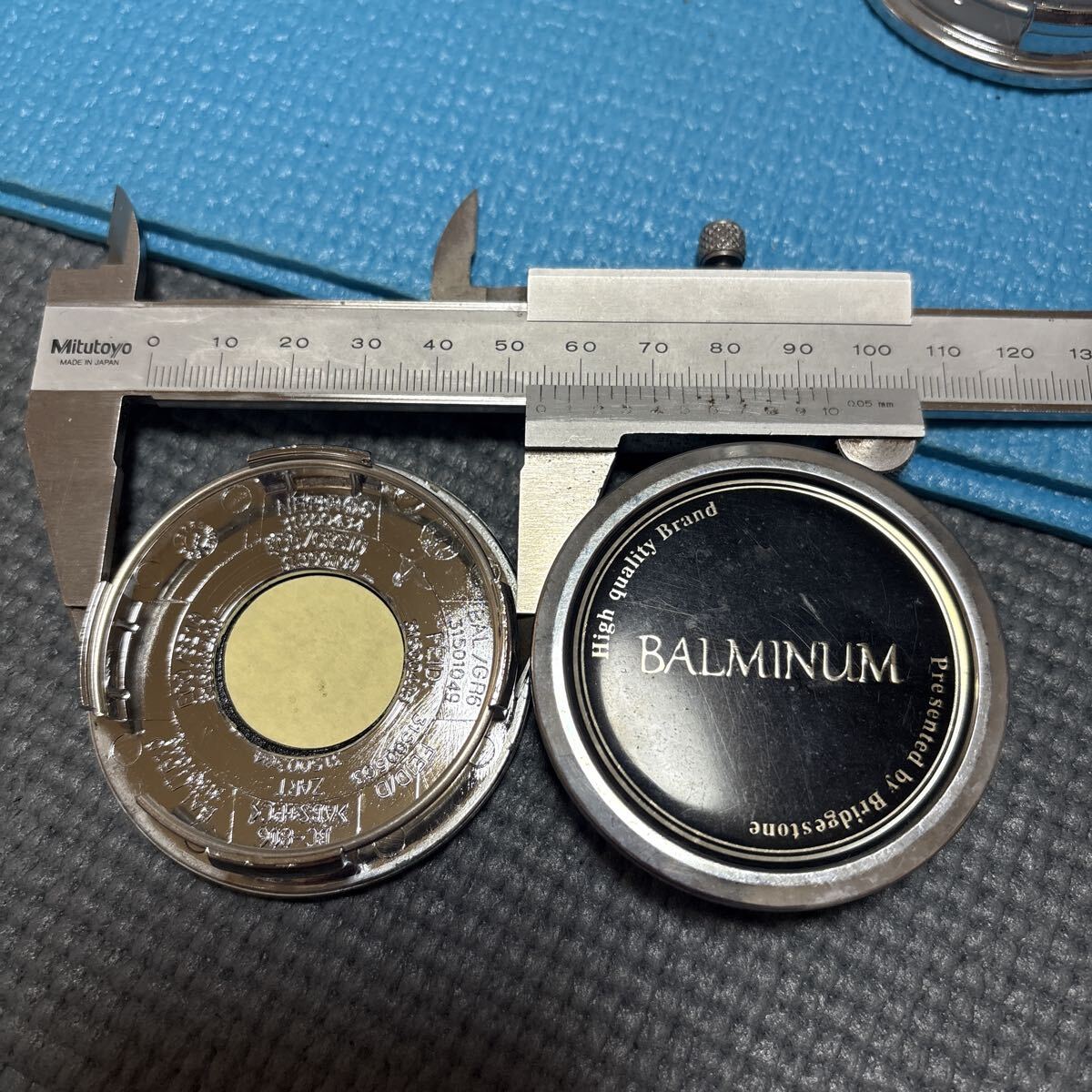 a08 BALMINUM センターキャップ ホイールキャップ まとめ売り 18個 ホイールセンターキャップ_画像3
