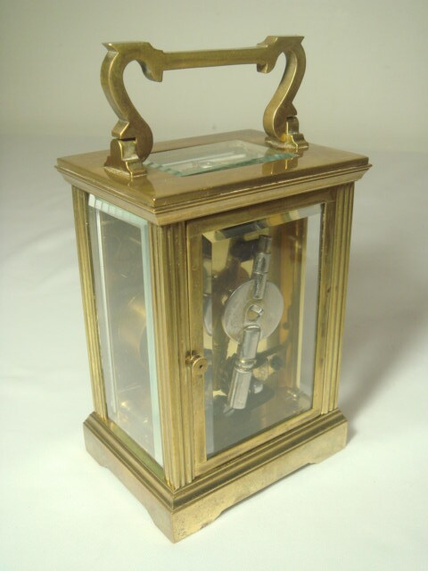 1977年 エリザベス女王シルバージュビリー（即位25周年記念）に作られた 記念時計 可動品