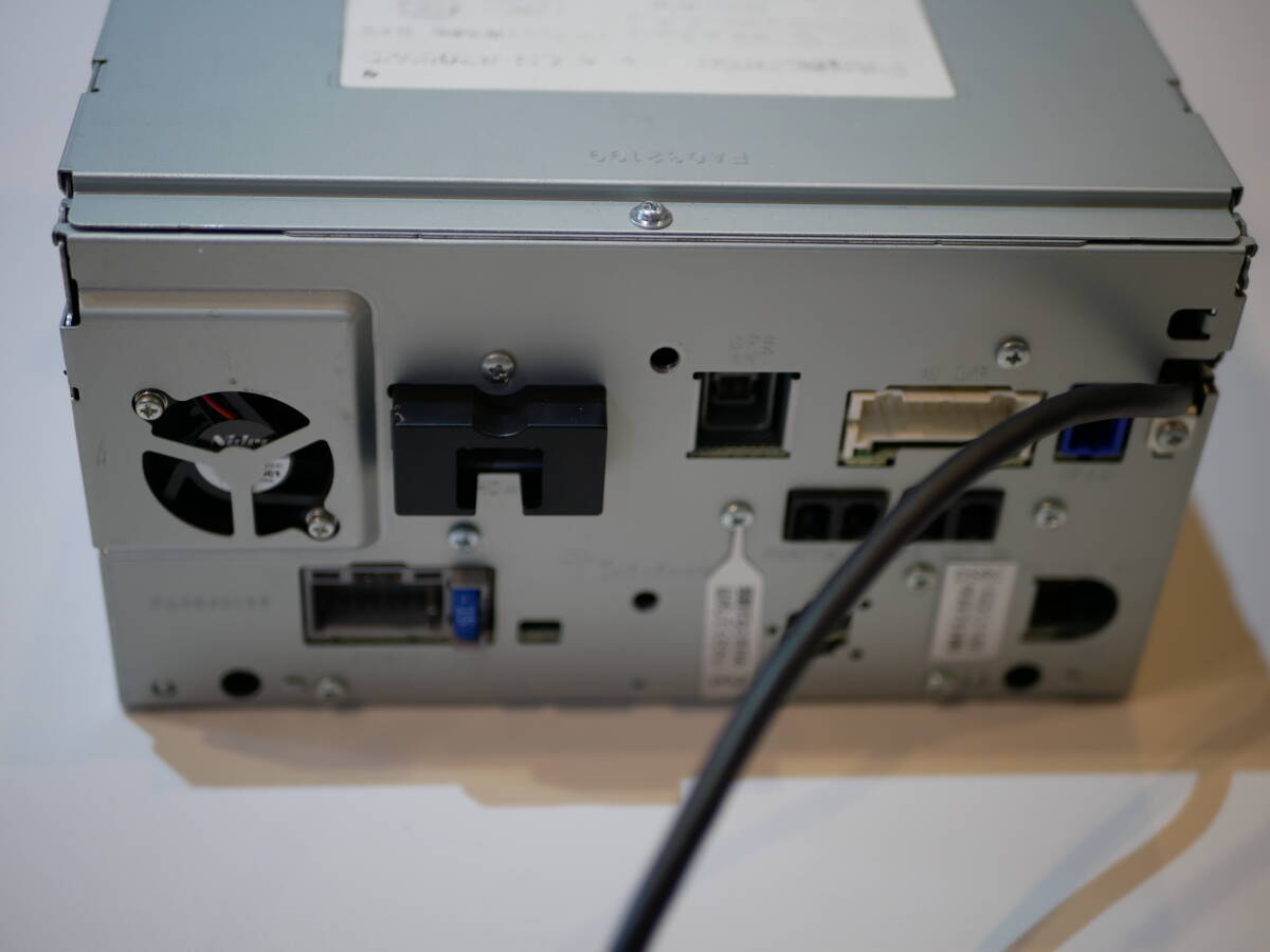 ストラーダ　CN-R300WD　USED　ジャンク_画像3