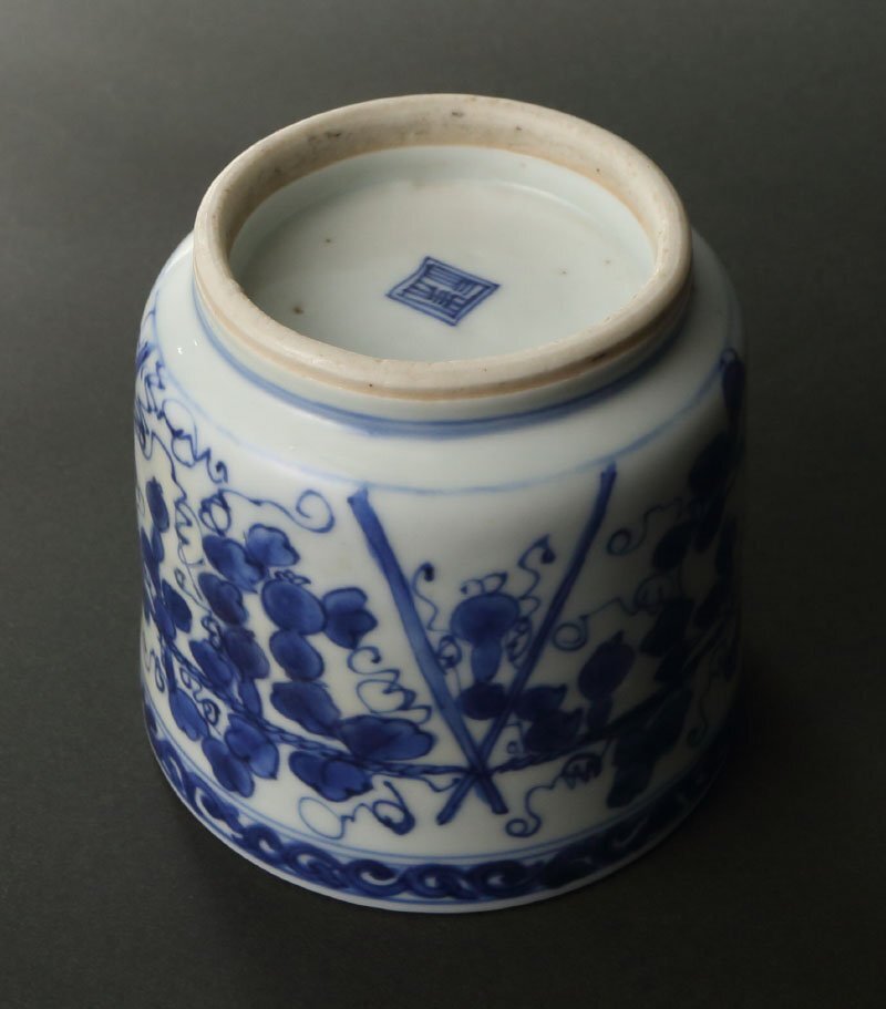 委託HK◇時代 祥瑞筒茶碗 ※仕覆添え（茶道具 陶磁器 陶蕓 白磁 染付 呉須 青花 抹茶碗 中國 明 向付 食器 煎茶 湯呑 カップ 茶事 茶の湯）