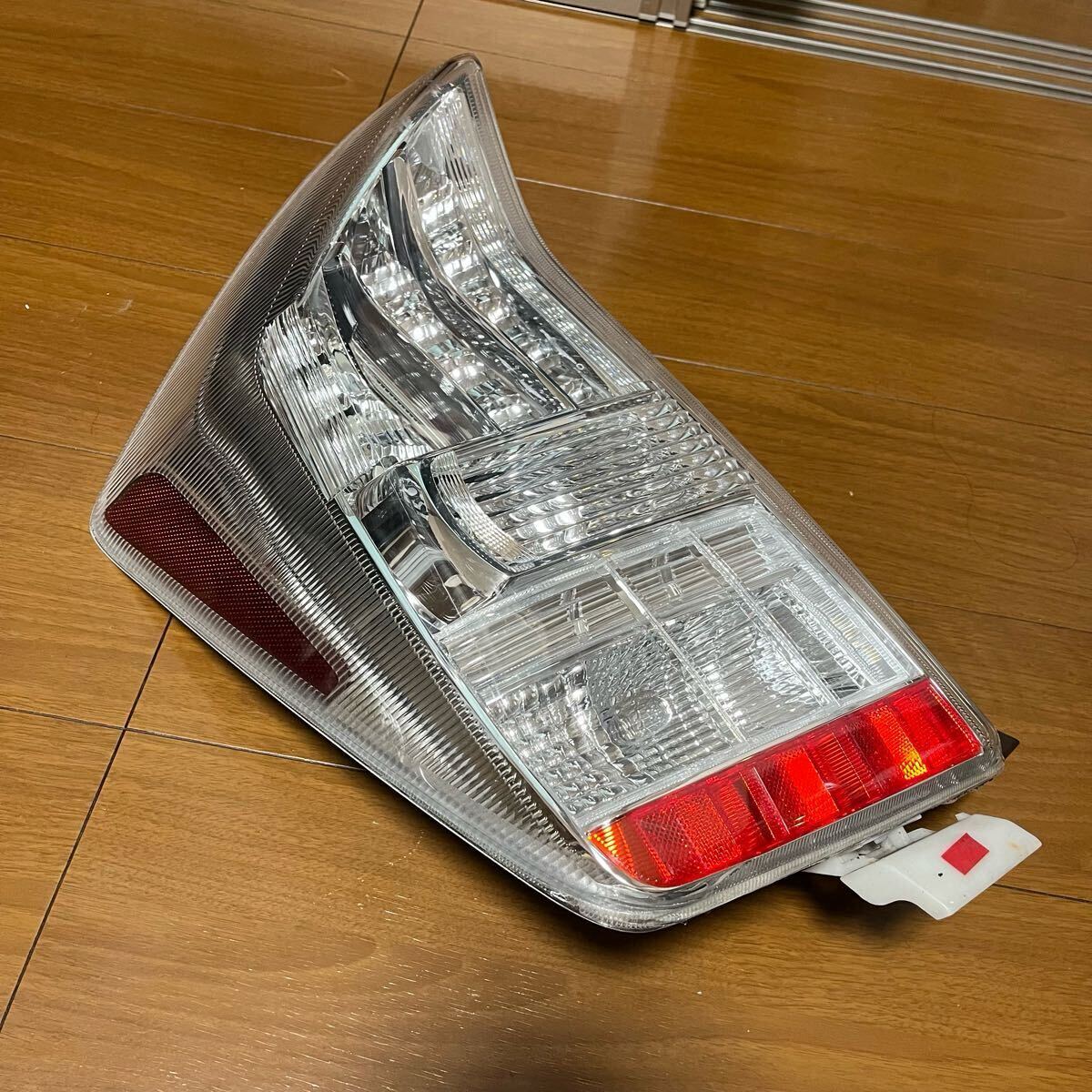 30プリウス 前期 ZVW30 純正加工USテール　STANLEY トヨタ テールランプ　クリアテール　加工テール　ワンオフ　US 左右セット _画像2