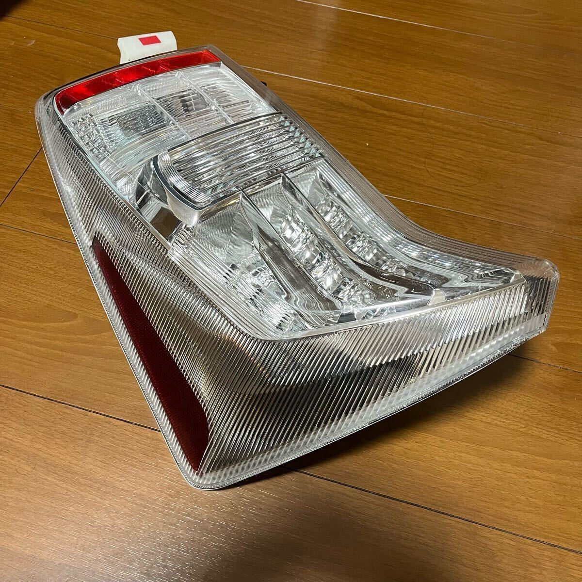 30プリウス 前期 ZVW30 純正加工USテール　STANLEY トヨタ テールランプ　クリアテール　加工テール　ワンオフ　US 左右セット _画像5