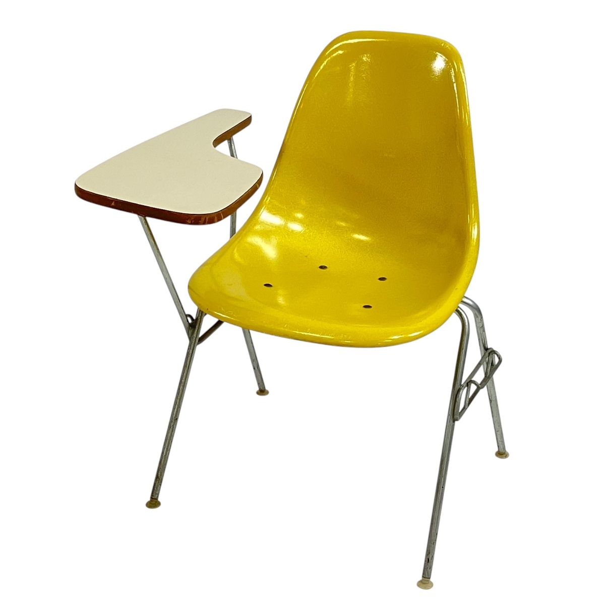 Herman Miller スクールベース付き シェルチェア 右利き用 イエロー インテリア 椅子 ハーマンミラー 中古 楽 T9907919_画像1