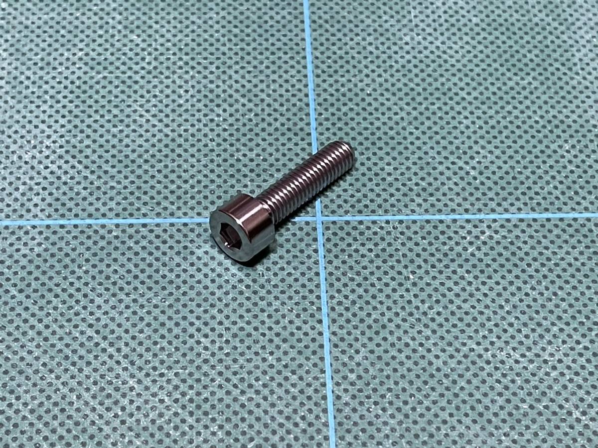 M5×20mm チタン ヘックスキャップボルト P0.8 64TITAN