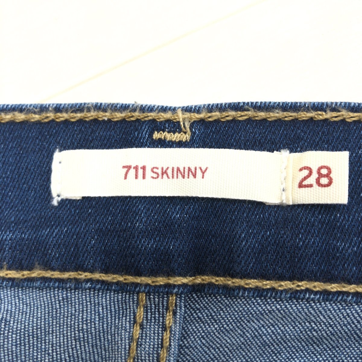 美品 Levi’s リーバイス 711 SKINNY ストレッチ スキニー デニム パンツ 28 w74 濃紺 インディゴ ジーンズ テーパードパンツ レディース_画像5