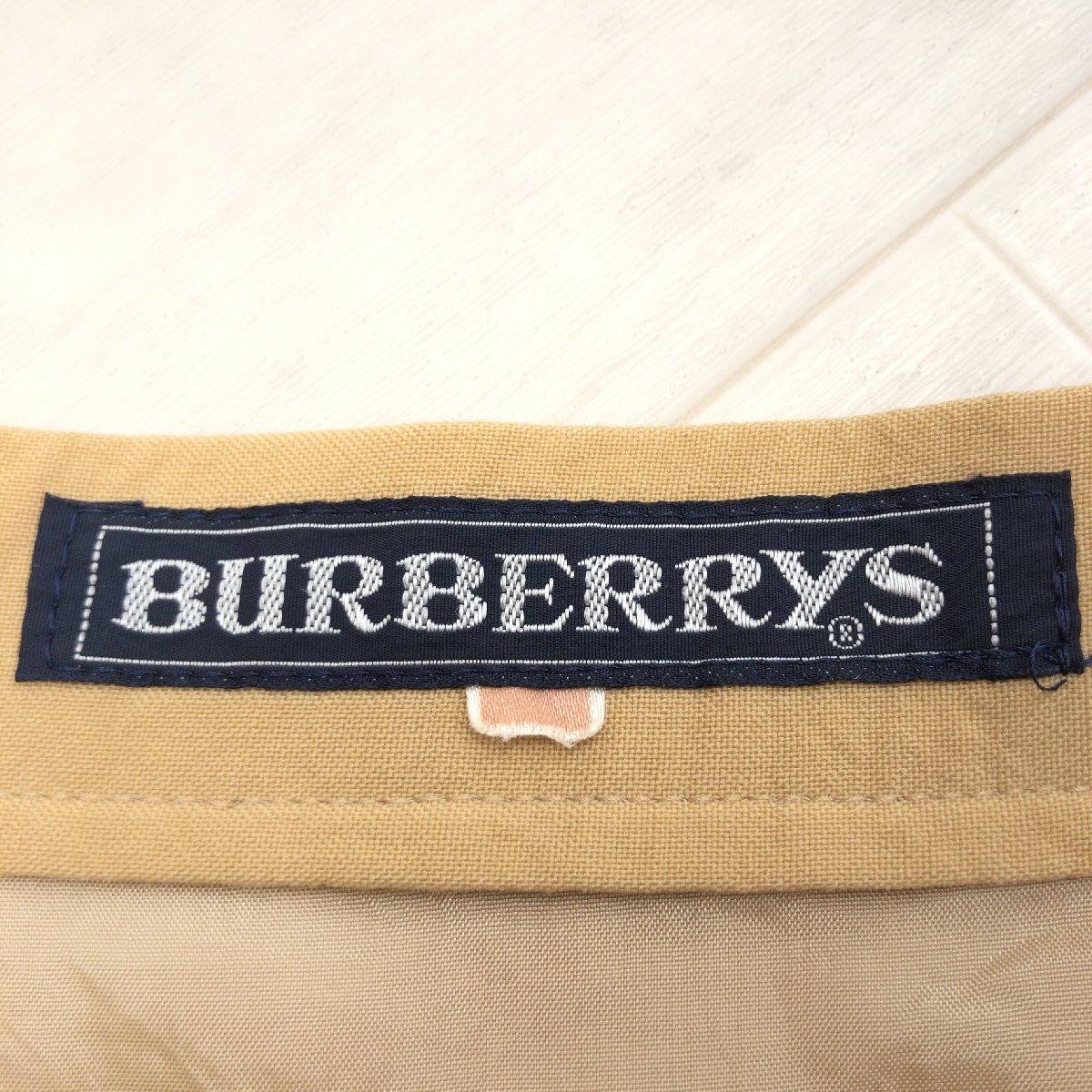 BURBERRY’S バーバリーズ ヴィンテージ ウール100% タック フレアスカート 15BR(2XL相當(dāng)) w74 VINTAGE 3L ゆったり 大きい 古著 レトロ