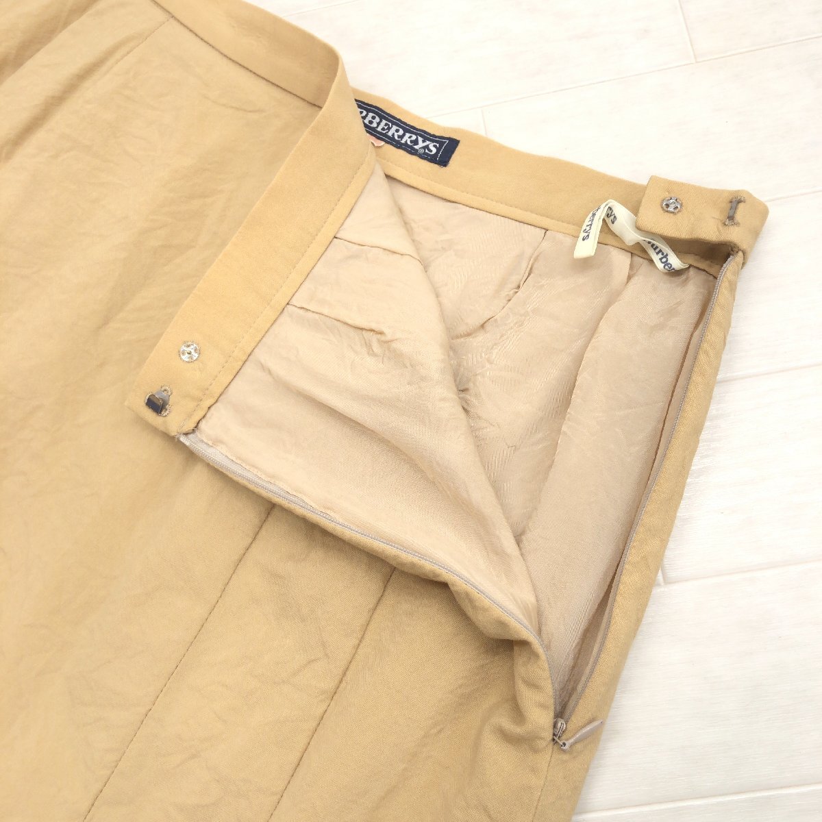 BURBERRY’S バーバリーズ ヴィンテージ ウール100% タック フレアスカート 15BR(2XL相當(dāng)) w74 VINTAGE 3L ゆったり 大きい 古著 レトロ