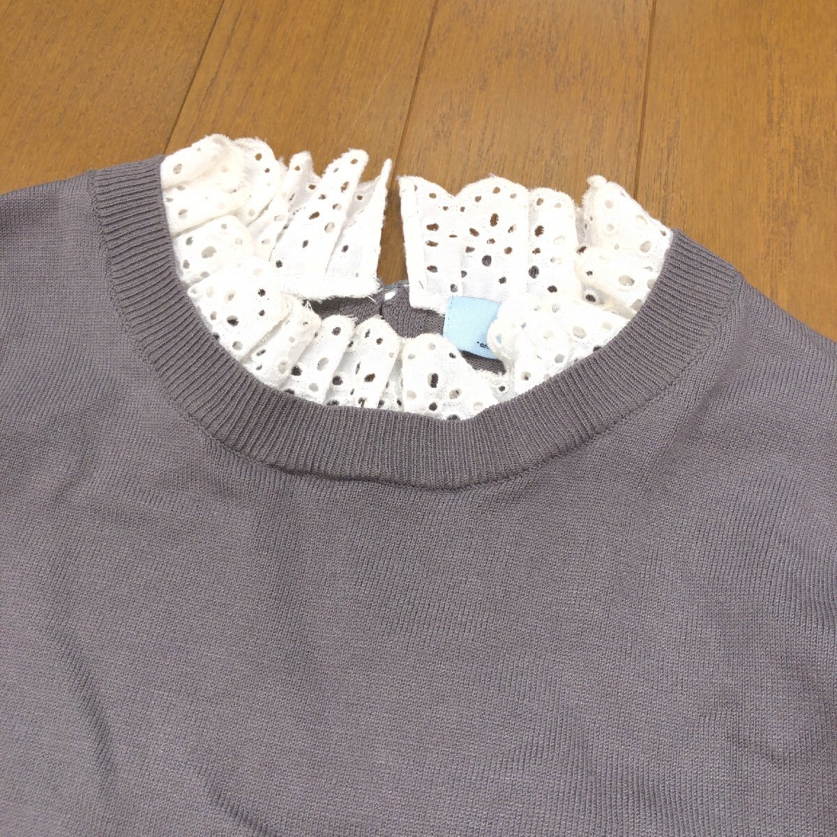 美品 KUMIKYOKU クミキョク フリル ドッキング ニット アンサンブル 2(M) チャコール セーター カーディガン 羽織り 長袖 レディース 組曲_画像8