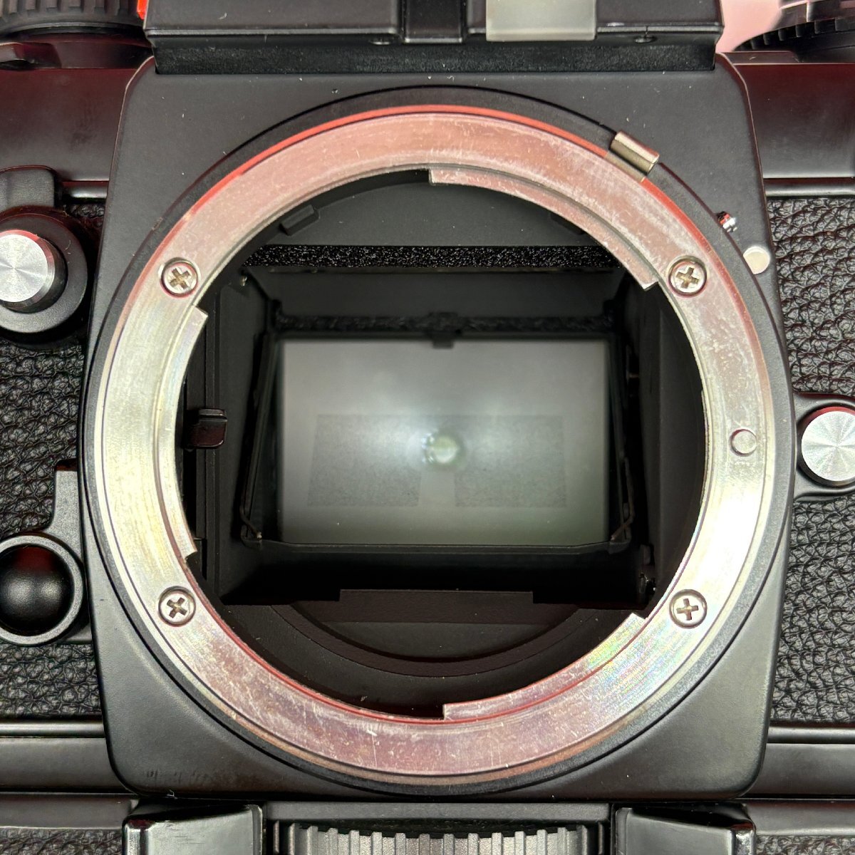 □06 防濕庫(kù)保管品 Nikon F3 HP ハイアイポイント MD-4 フィルムカメラ 一眼レフカメラ ボディ 動(dòng)作確認(rèn)済 現(xiàn)狀品 1円スタート ニコン