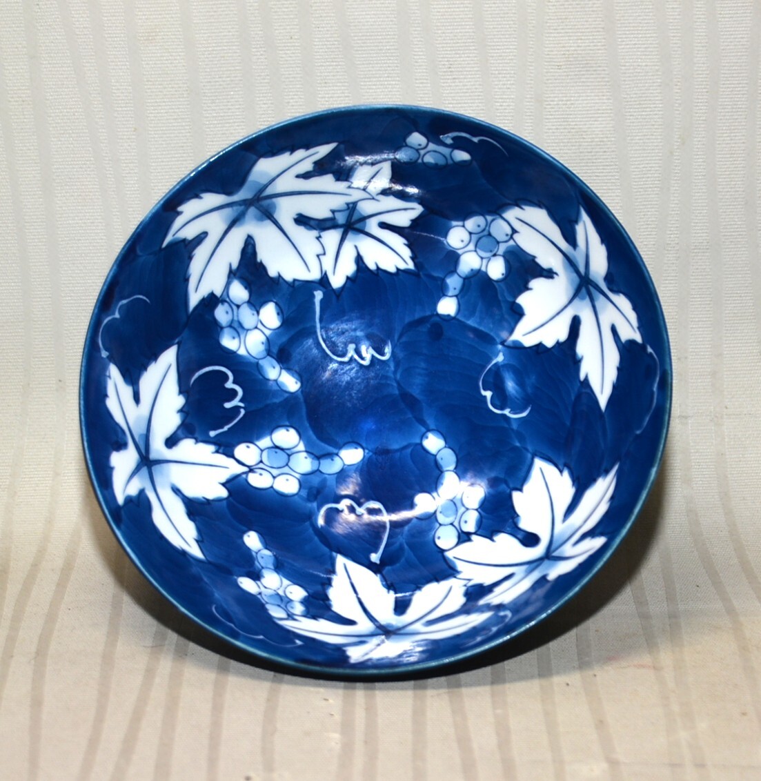 41◆初荷です ◆伊万里焼 翠山窯 染付葡萄文小付 6客 12.5cm ◆丁寧な絵付けです 高級和食器 懐石_画像8