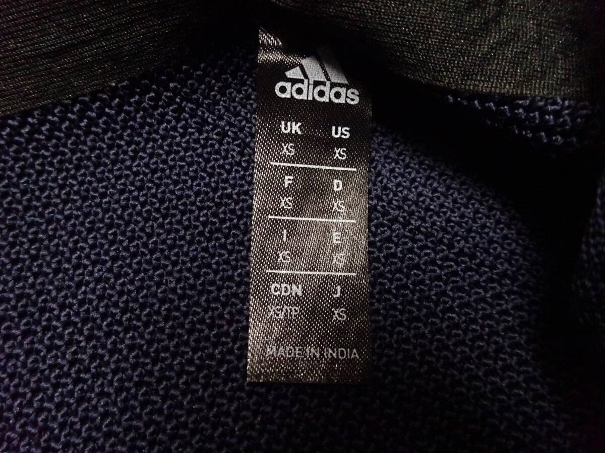■め-72■adidas　パーカー　サイズXS