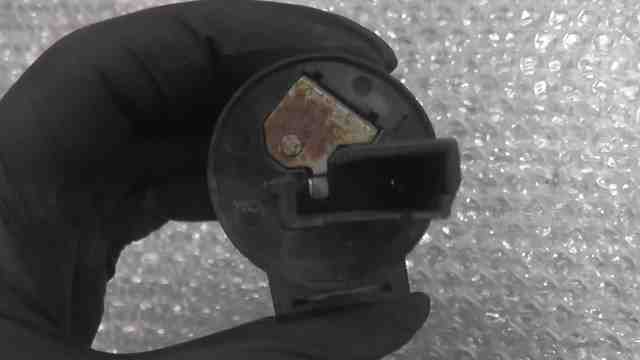 グランドアクシス100 SB06J-500xxx の ウインカーリレー *1757470028 中古_画像4