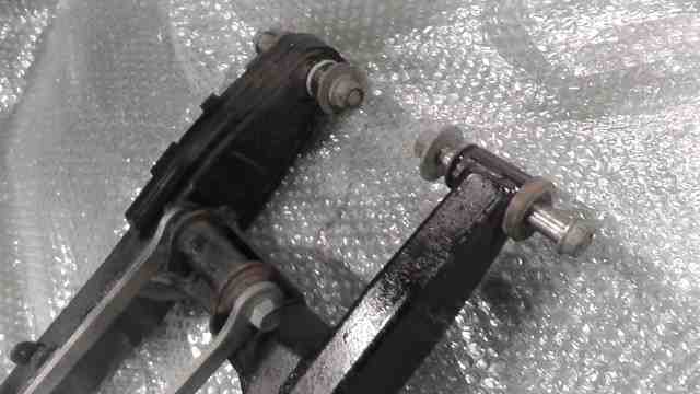 グース250　NJ46A-100xxx　の　スイングアーム *1758158586　中古_画像3