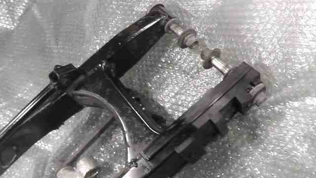 グース250　NJ46A-100xxx　の　スイングアーム *1758158586　中古_画像6