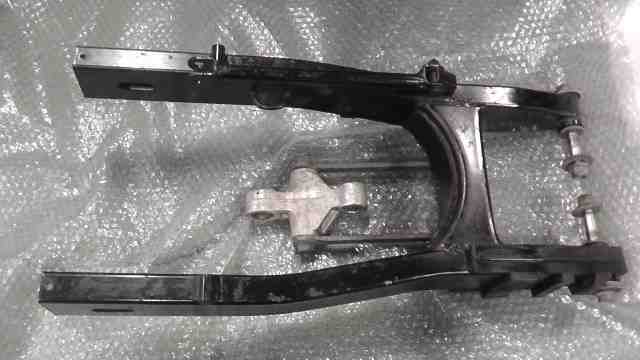 グース250　NJ46A-100xxx　の　スイングアーム *1758158586　中古_画像7