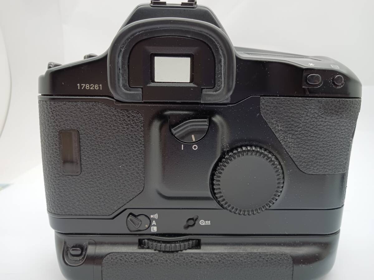  камера [ Canon EOS-1 пленочный фотоаппарат однообъективный зеркальный камера корпус работоспособность не проверялась ] поиск бирка ) коллекция хранение товар HT