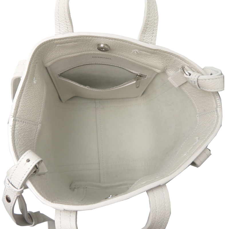 ［飯能本店］BALENCIAGA バレンシアガ エブリデイ XS ノースサウス 672793 トートバッグ レザー ホワイト系 レディース DH89607_画像6