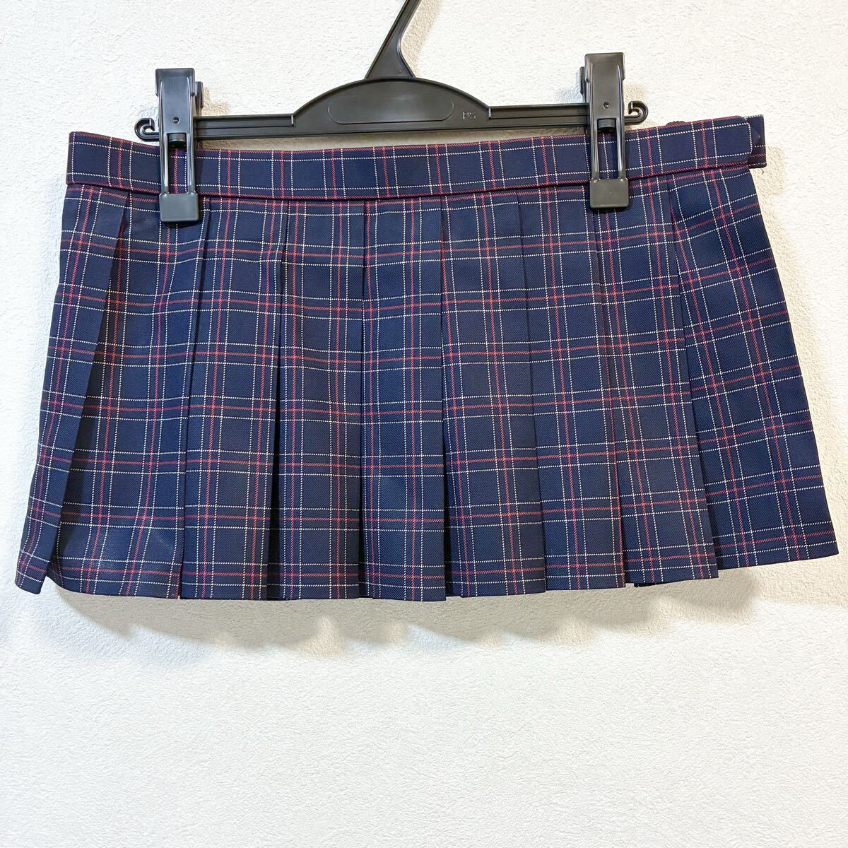 制服 黒・白・赤 マイクロミニスカート W81 丈28 冬用 特大サイズ