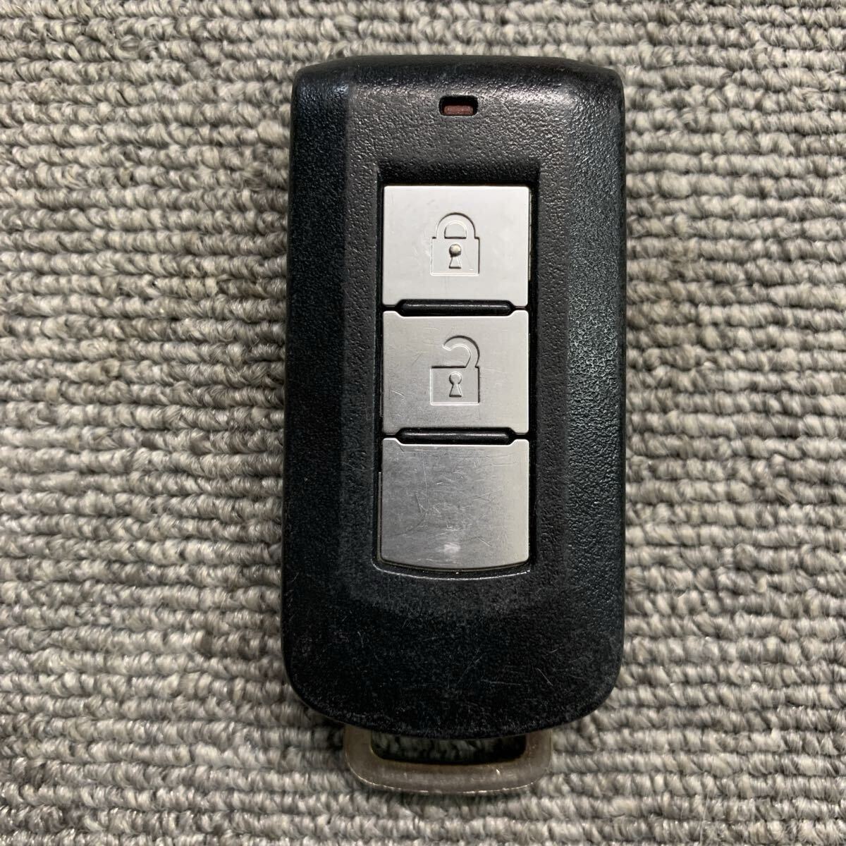 ギャラン　アウトランダー等　三菱　純正　スマートキーレス　リモコン　鍵　 2ボタン　007YUUL0422 動作確認(rèn)済クリック感有　G418