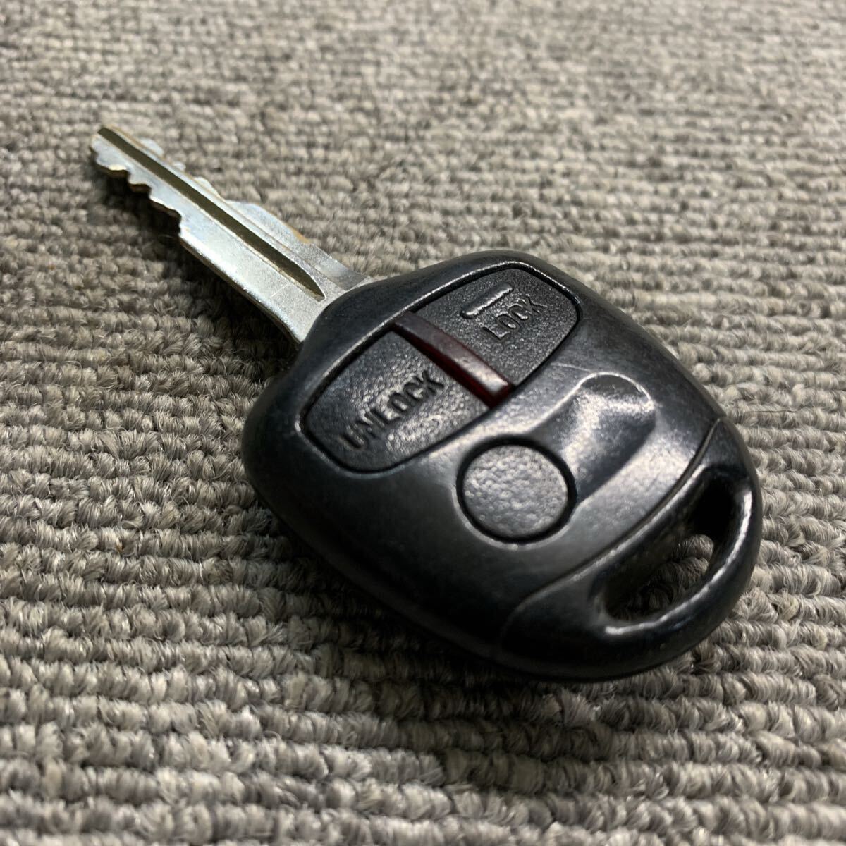 ekワゴン オッティ等　三菱　純正　キーレス　リモコン　鍵　 3ボタン　刻印O 動(dòng)作確認(rèn)済　赤ランプ　クリック感有　G708