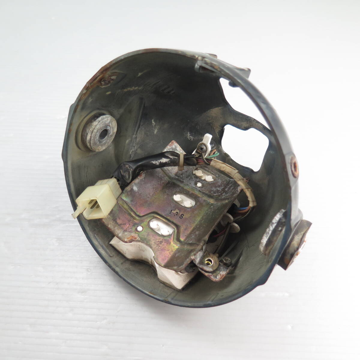 ●エリミネーター250SE [EL250A] 純正 ヘッドライトケース ヘッドライトカバー 中古 カワサキ kawasaki LX ELIMINATOR KR070723　12_画像6