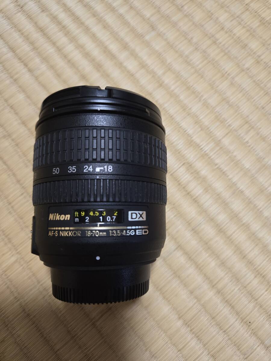 Nikon　レンス AF-S DX Zoom-Nikkor 18-70mm f/3.5-4.5G IF-ED