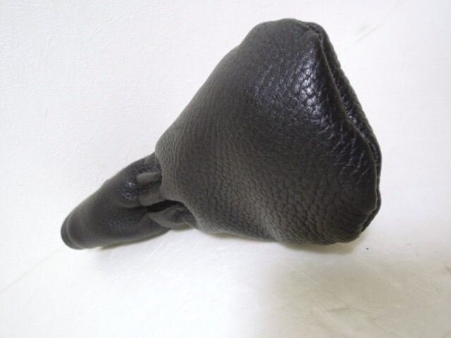 VESEL●ベゼル●レザー●本革●UT●3U●ユーティリティー●ヘッドカバー●ブラック×ホワイト●超美品●かなり綺麗なコンディション_画像8