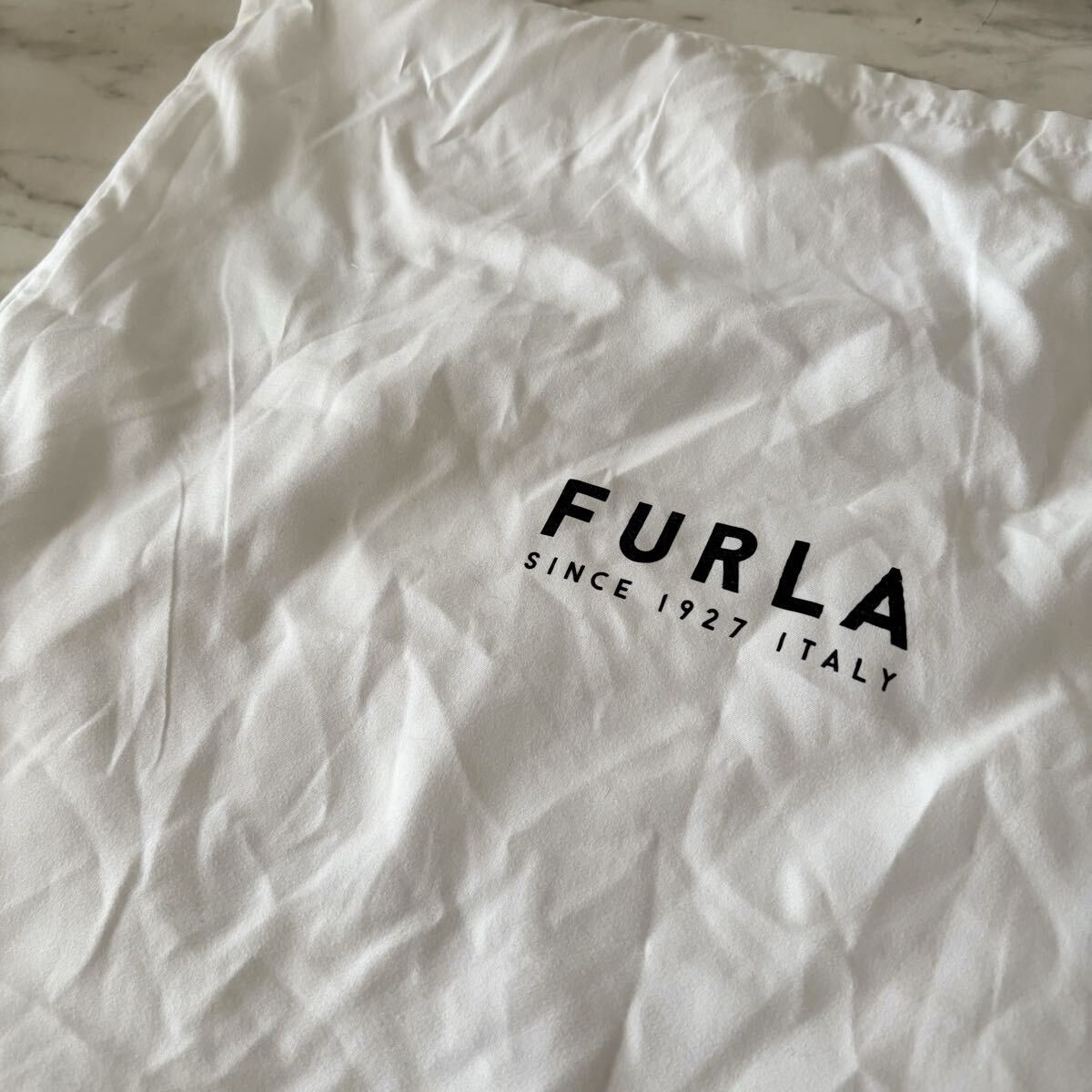  превосходный товар FURLA Furla dafne кожа сумка на плечо * женский телячья кожа натуральная кожа плечо .. синий blue бизнес ходить на работу A4 большая сумка рука 