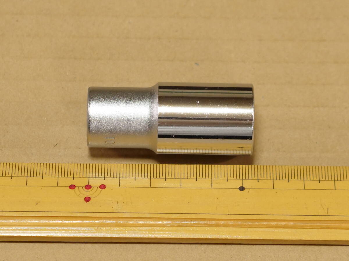 美品 TONE 17 mm 差込角 9.5 mm 3/8 inch 6角 ディープ ソケット 3S-17L 検) トネ 3D-17L KTC B3L-17 B3L-17W_画像6