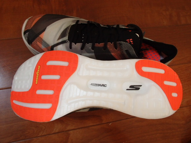 SKECHERS GO RUN SPEED FREEK 246006/BKRD BLACK/REDスケッチャーズ ゴーラン スピード フリーク 未使用品 27.0cm US9.0 _画像7