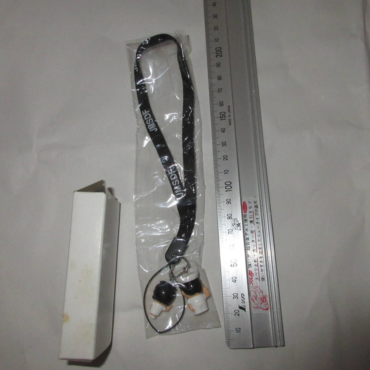 新品 防衛庁 JMSDF Japan Maritime Self-Defense Force 海上自衛隊 制服 フィギュア 限定 非売品 ストラップ ジェイエムエスディーエフ_画像4