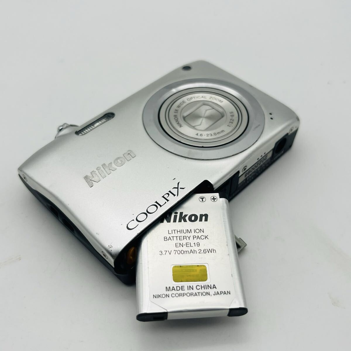 ●動(dòng)作品 Nikon COOLPIX A100 コンパクトデジタルカメラ ニコン