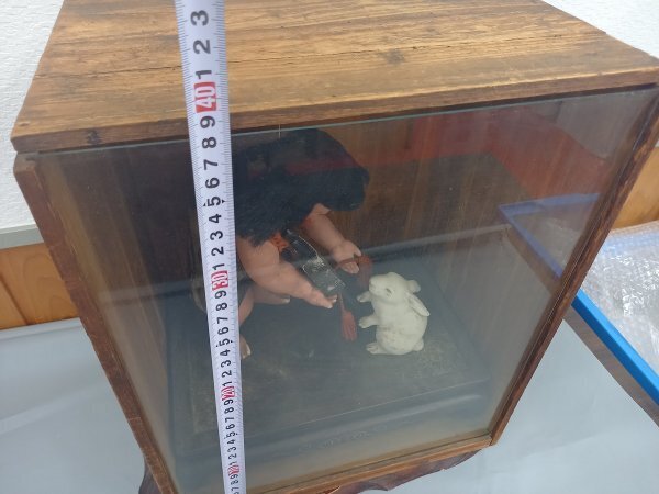 0604U125　五月人形　金太郎　うさぎ　置物　ガラスケース入り　◆送料1200円_画像9