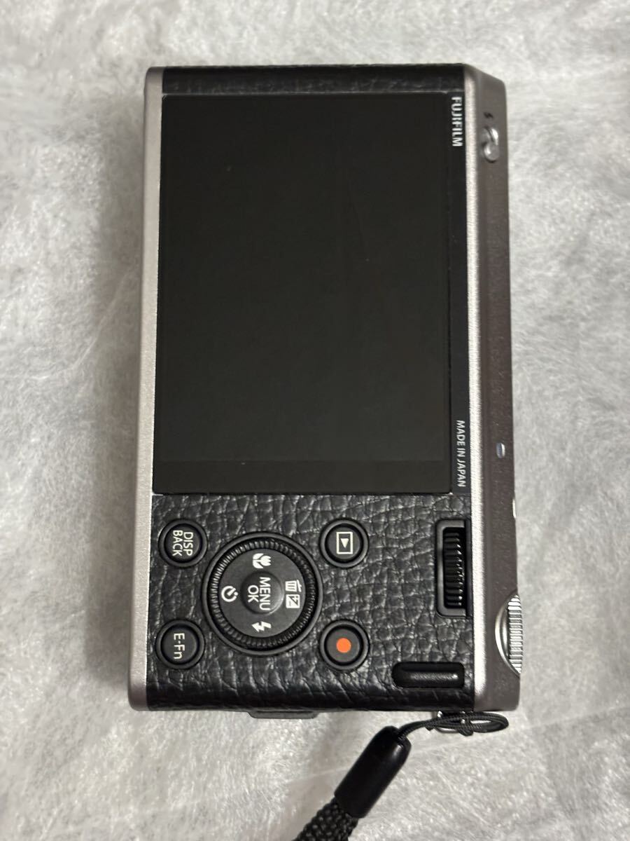  компактный цифровой фотоаппарат Junk FUJIFILM цифровая камера XF1 971