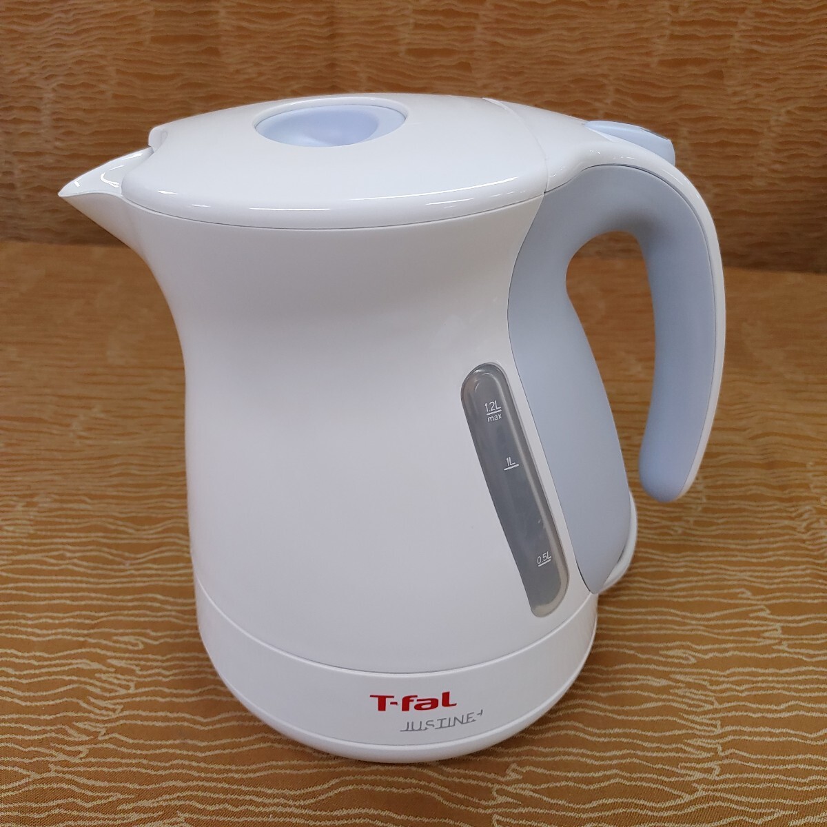 【T-Fal 電気ケトル ジャスティンプラス】中古品 通電確認済み 1.2L KO340176 ティファール JUSTINE+ホワイト【C11-1①】0922_画像1