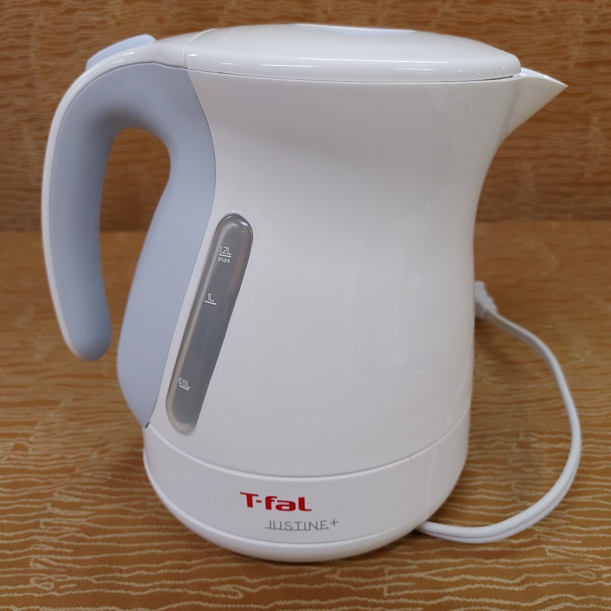 【T-Fal 電気ケトル ジャスティンプラス】中古品 通電確認済み 1.2L KO340176 ティファール JUSTINE+ホワイト【C11-1①】0922_画像3