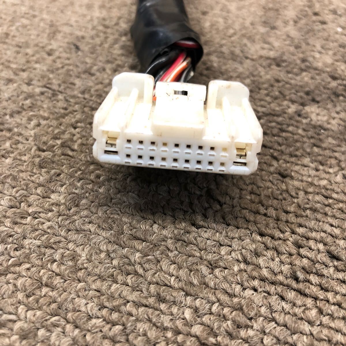 AV9-652 激安 カーステレオ NISSAN 28185 CT40A CQ-JN8702AD 206894 CDプレーヤー FM/AM オーディオ 簡易動作確認済み 中古現状品_画像6