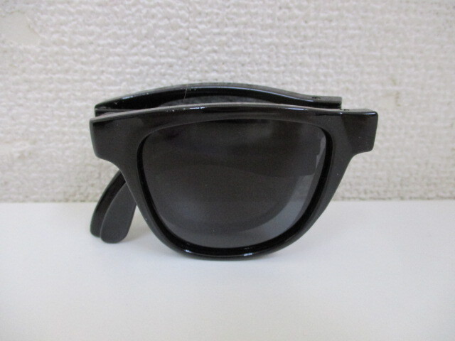 折りたたみ偏光グラス ブラックレンズVer. ケース付き 中古品 激安1円スタート_画像5