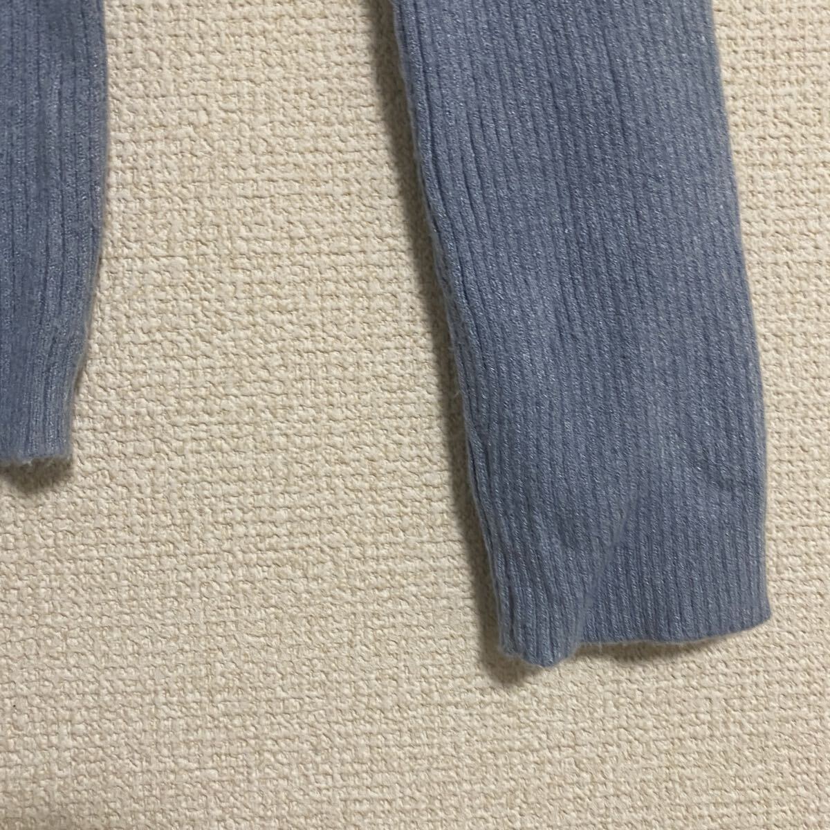 ZARA トップス ブルー リブ ニット ショート丈 水色 ラウンドネック 長袖 ストレッチ セーター_画像4