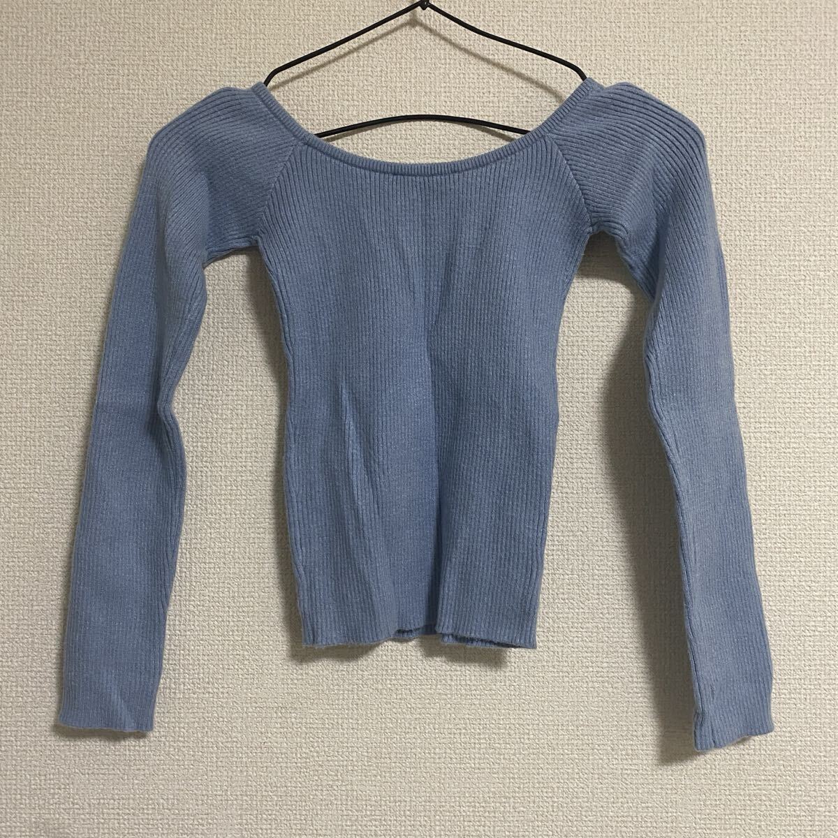 ZARA トップス ブルー リブ ニット ショート丈 水色 ラウンドネック 長袖 ストレッチ セーター_画像6